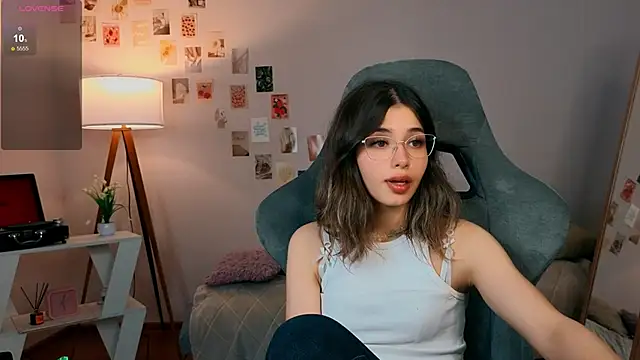 Chat +18 de dinnerwithflowers ao vivo
