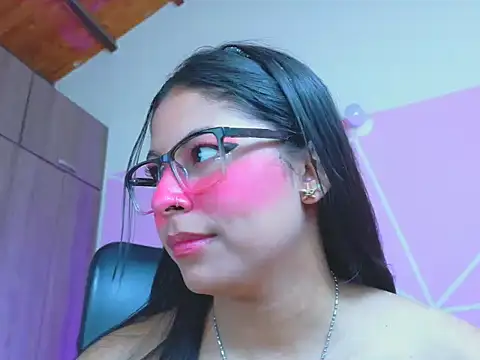 _ALLYSON18_'s Live XXX Chat