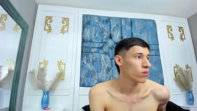 Chatroom XXX en direct de AlanaAndJames