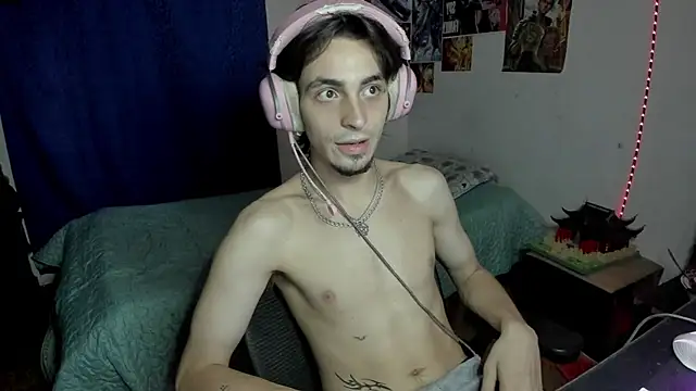 golden_ryyan élő XXX-chatje