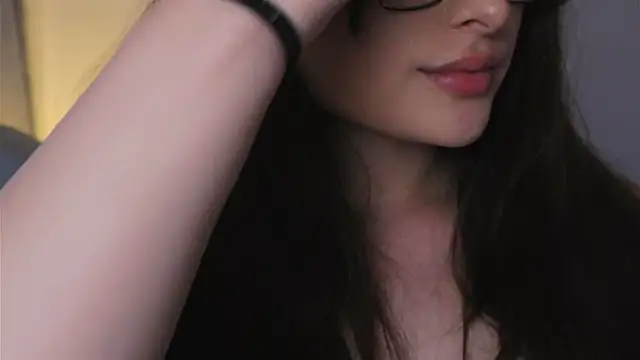 دردشة Daisha_Riley الجنسية المباشرة