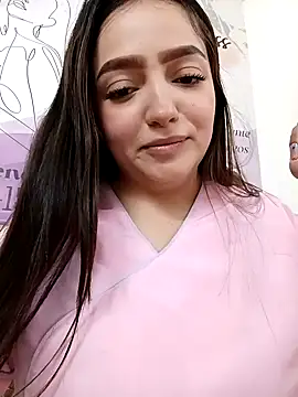 JUANITA-ROJAS' Live XXX Chat