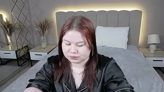 EvaNova_ Adlı Modelin Canlı XXX Sohbeti
