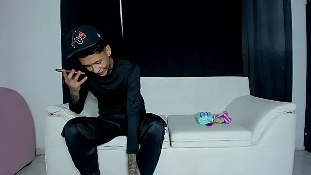 Chat +18 de self_love46 ao vivo
