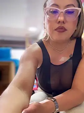 XXX chat uživo modela VIOLETA-25_