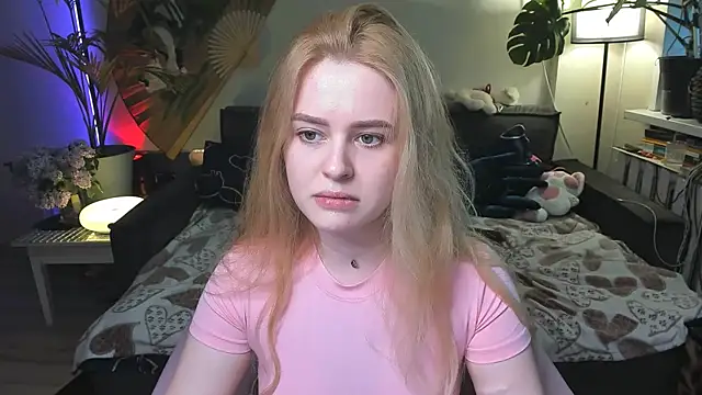 Alexa_Pirs Adlı Modelin Canlı XXX Sohbeti