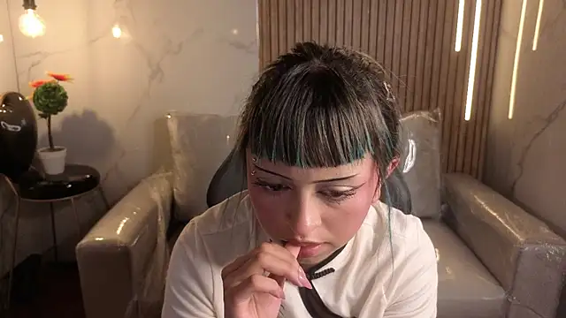 _ceeleste_cute_ Adlı Modelin Canlı XXX Sohbeti