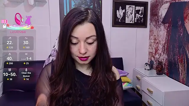 Chatroom XXX en direct de Eva_Roussell