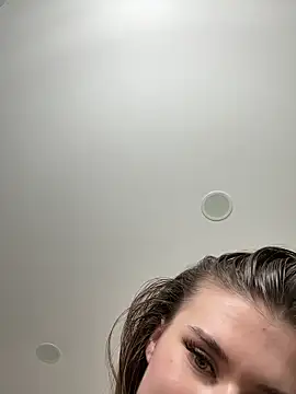UrJoyy's Live XXX Chat