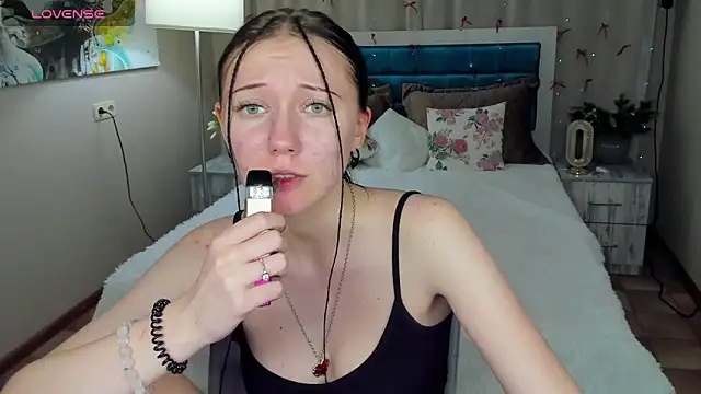 XXX chat uživo modela OliviaLight