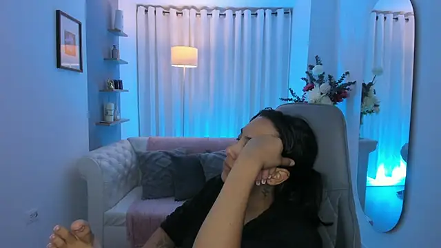 XXX chat uživo modela saori_katsumi_