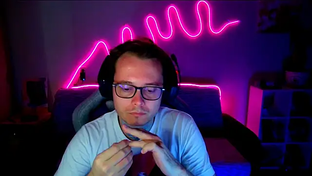 MeLanXolik Webcam Show
