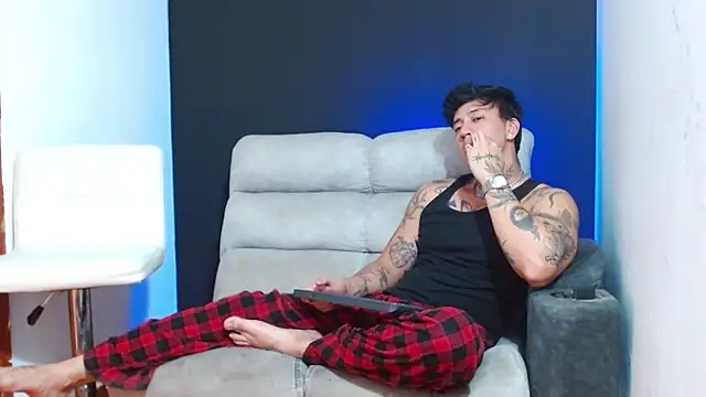 JUSTIN_FULLER1 라이브 XXX 채팅