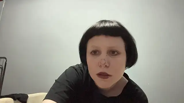 XXX chat uživo modela Hissokai