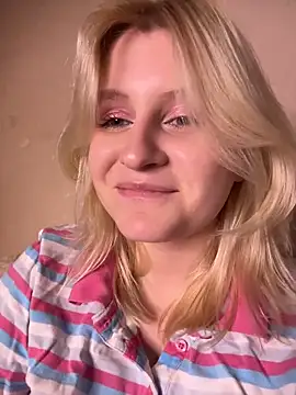 Flora_LifeSecret Webcam show