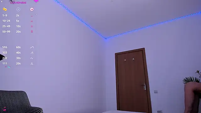_alleyesonme_'s Live XXX Chat