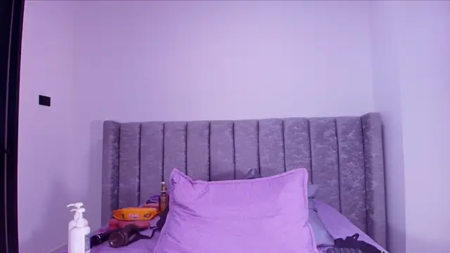 rubihops Adlı Modelin Canlı XXX Sohbeti