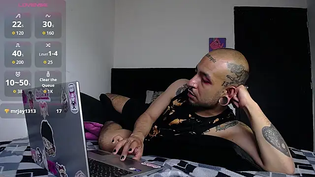 nika_1312n Webbikameraesitys