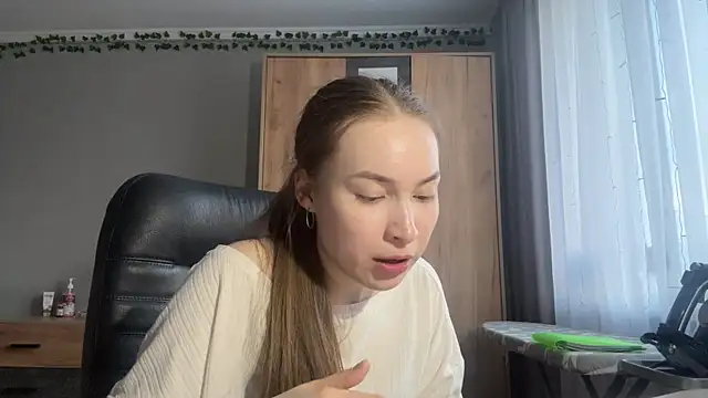Milaissocute's Live XXX Chat