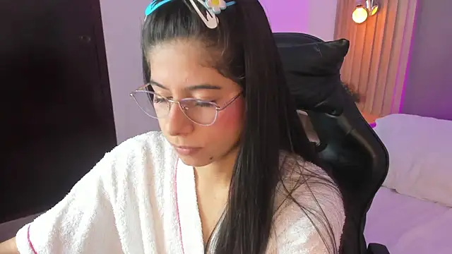 carlina_15n Live XXX chat