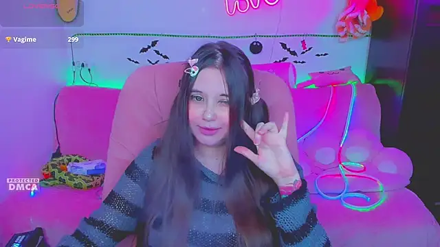 Lolisuccub's Live XXX Chat