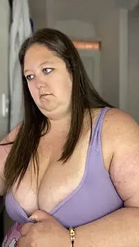 Chat XXX en directo de Chloee_Peach