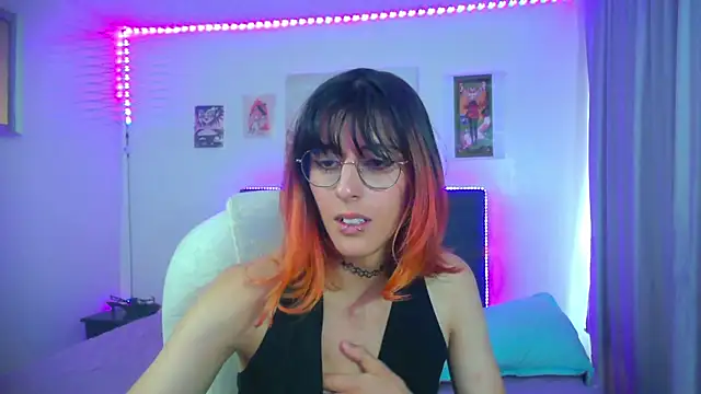 goth_minerva's Webcam Show