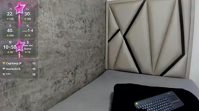 Chat +18 de Luna__02 ao vivo