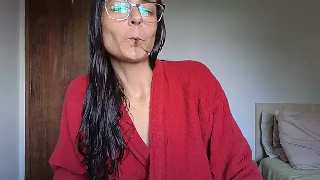 Chat +18 de Miss_Margot ao vivo