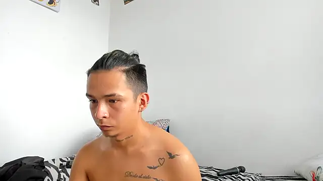 XXX chat uživo modela bliinkii_and_luka_