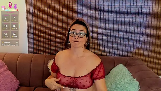 ariana_cross Chat XXX live