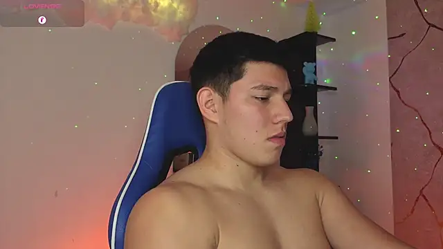 JamesCr_ Show Webcam