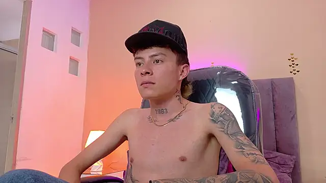 Chat +18 de Nascary_Fox ao vivo