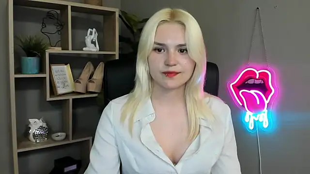 SweetLilyxo Chat XXX in diretta