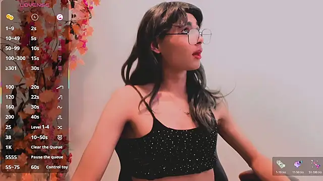 Show modela Alana_Carvajal na web-kameri