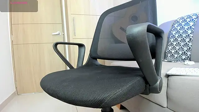 alejandro_stark Adlı Modelin Web Kamerası Şovu