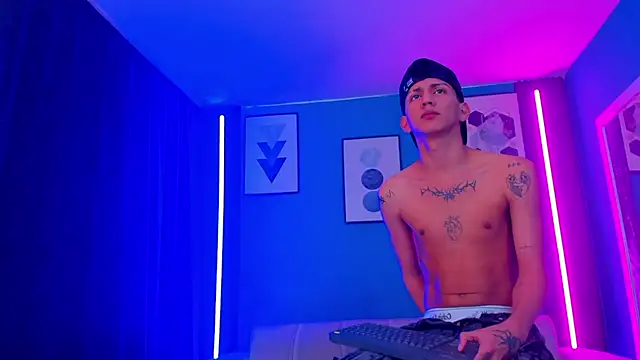 Marcus_and_Tony's Webcam Show