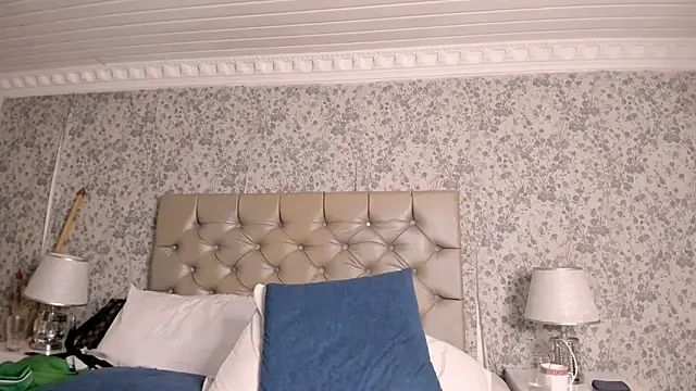 XXX chat uživo modela TysonRiggs