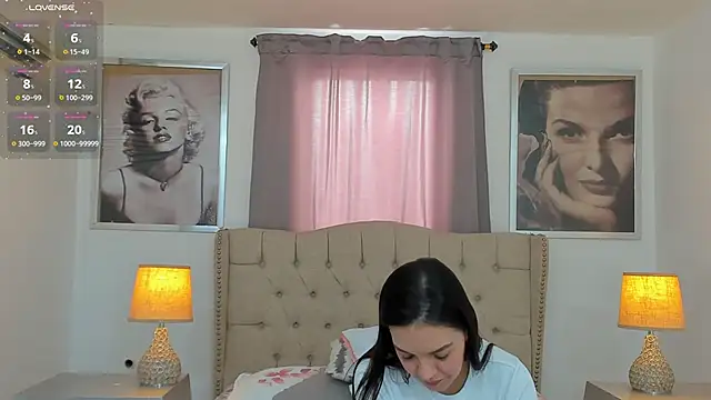 Chatroom XXX en direct de Beautyari_