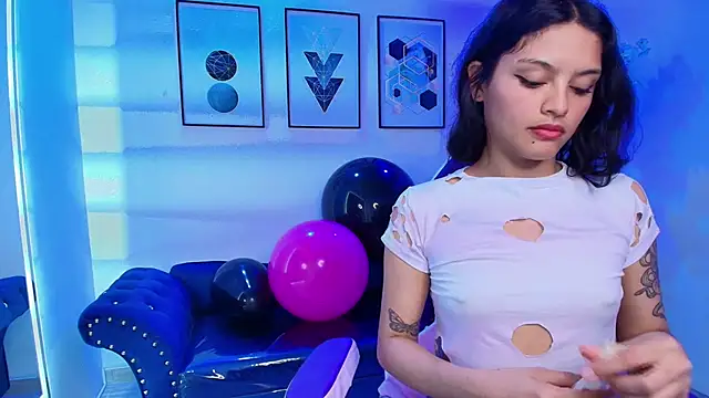 Maddie_T18 라이브 XXX 채팅