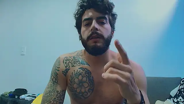 Chat +18 de thomas_gun ao vivo
