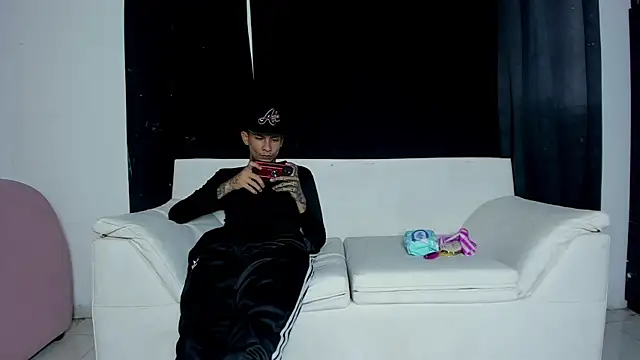 Chat +18 de self_love46 ao vivo