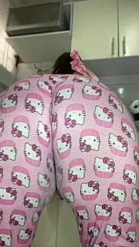 Chat +18 de Chloee_Peach ao vivo