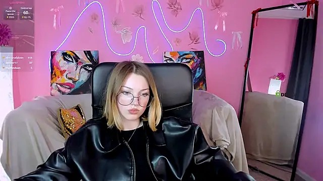 Chat +18 de gia_lee_ ao vivo