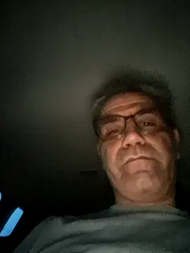 delfi6's Live XXX Chat