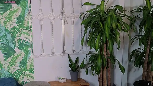 _sharlotte777's Live XXX Chat