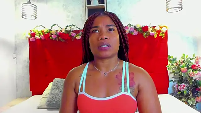 Chatroom XXX en direct de SilvannaFit