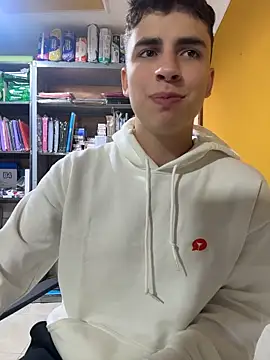 AdrianRinaldi 웹캠 쇼