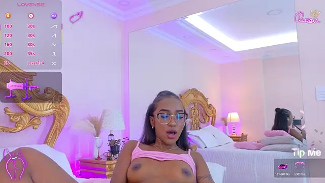 XXX chat uživo modela AshleyFerri