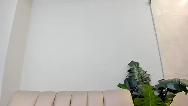 milaowens' Live XXX Chat